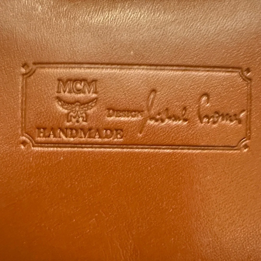 MCM Visetos Cognac Monogram Leather Clutch unisex Comes with original key! A+ - Picture 3 of 12